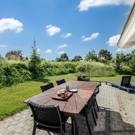 Nyaraló Kristine - 250m From The Sea By Interhome